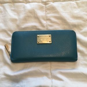 ‼️SALE‼️ Michael Kors Wallet
